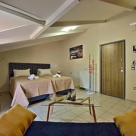 Alexia's Hotel Psathopyrgos