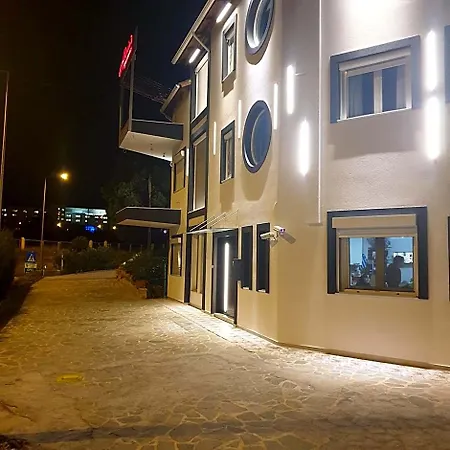 Hotel Alexia's 3*